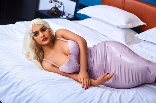 Picture of Irontech Tpe Doll Julia: Irontech White Sex Doll