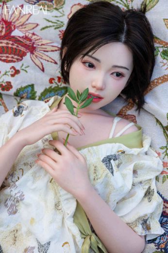 Picture of 153cm/5ft B-cup Silicone Sex Doll – Molly