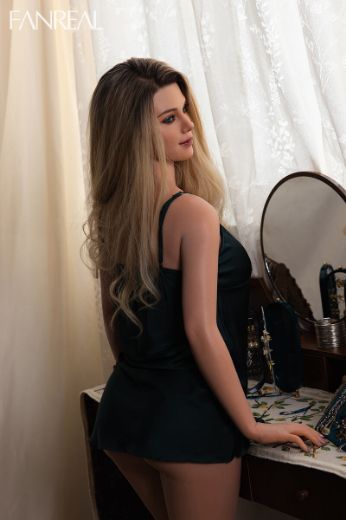 Picture of FanReal Dolls 155cm/5ft1 F-cup Silicone Sex Doll – Maria