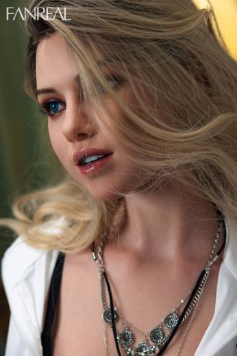 Picture of FanReal Sex Doll - 168cm/5ft6 F-cup Silicone Sex Doll – Maira