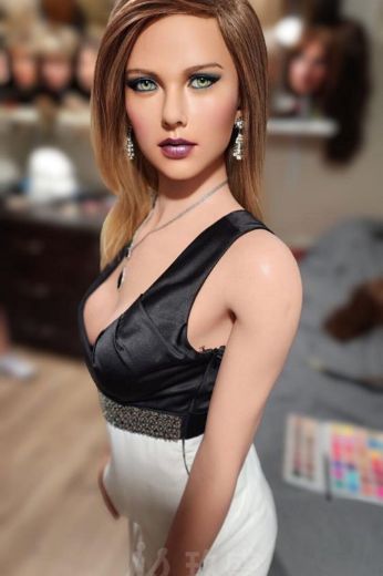 Picture of Jiusheng Doll | 168cm/5ft6 C-cup Silicone Sex Doll – Evelyn