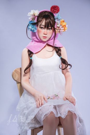 Picture of 150cm/4ft11 B-cup Silicone Sex Doll – Enya