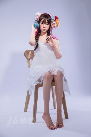 Picture of 150cm/4ft11 B-cup Silicone Sex Doll – Enya