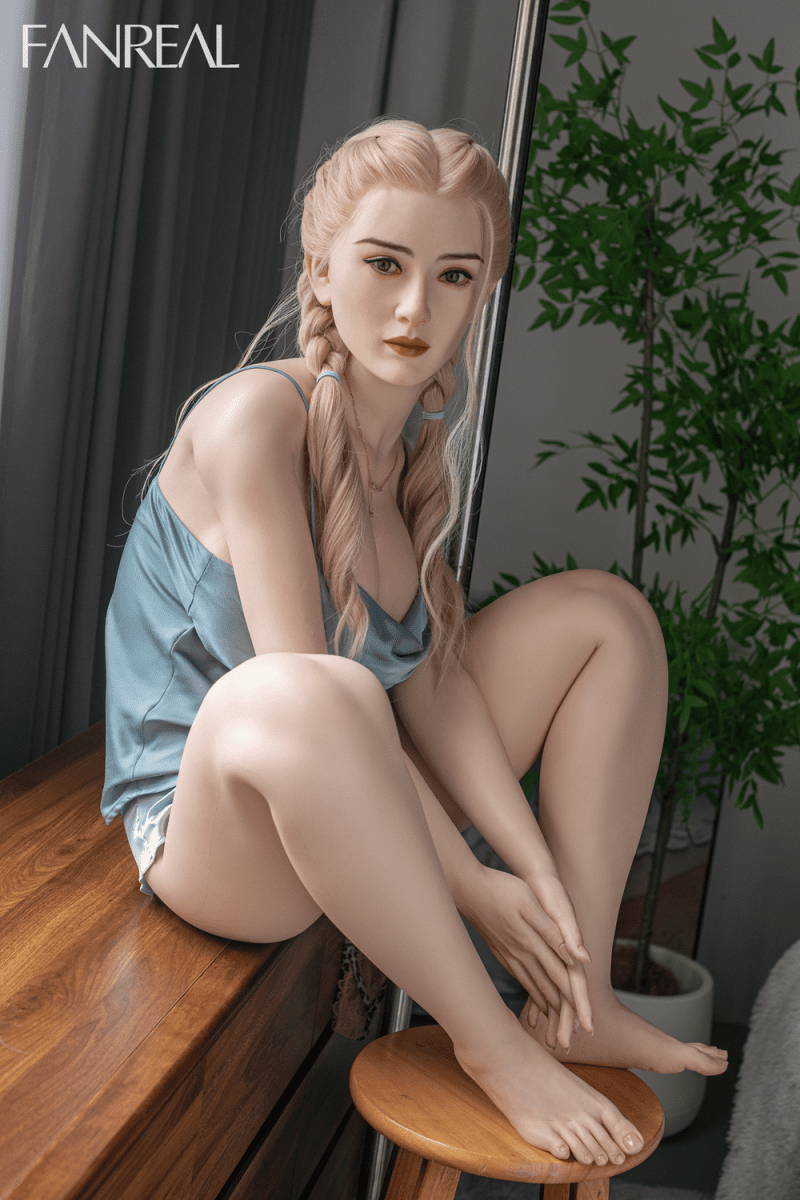 Picture of FanReal Doll 159cm/5ft3 G-cup Silicone Sex Doll – Ling