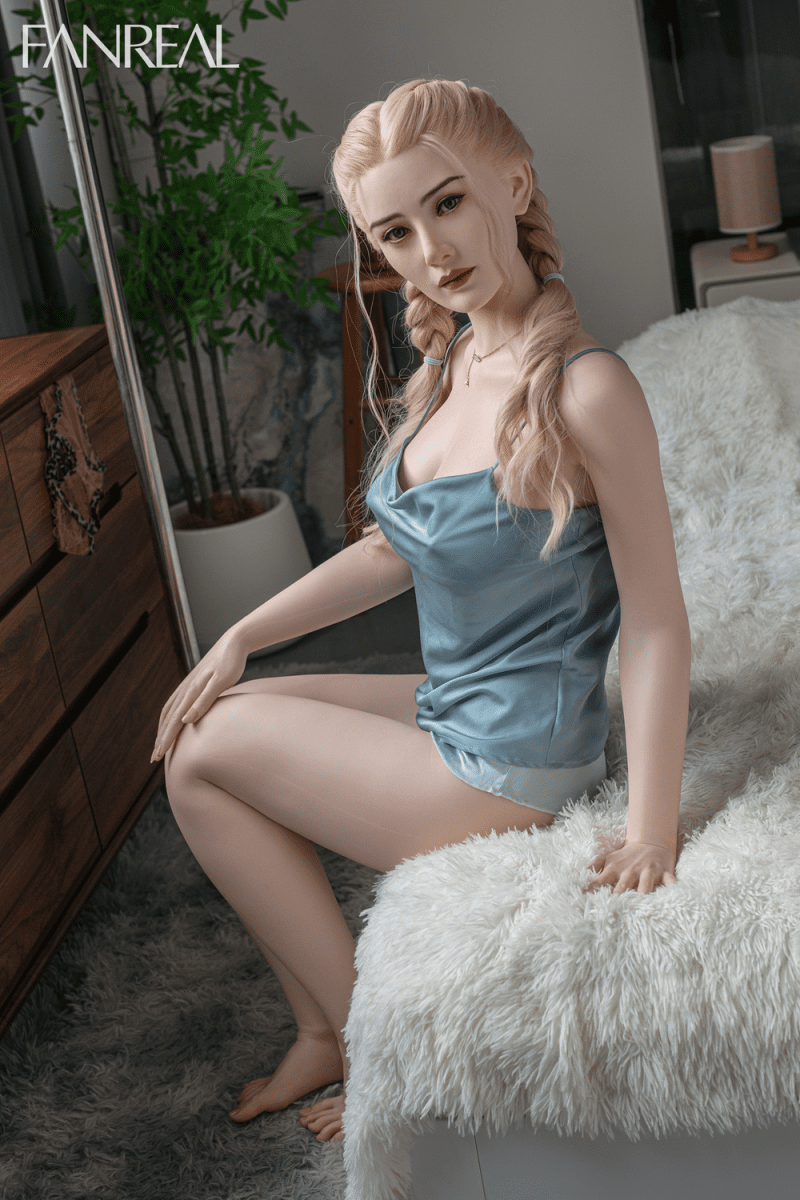 Picture of FanReal Doll 159cm/5ft3 G-cup Silicone Sex Doll – Ling