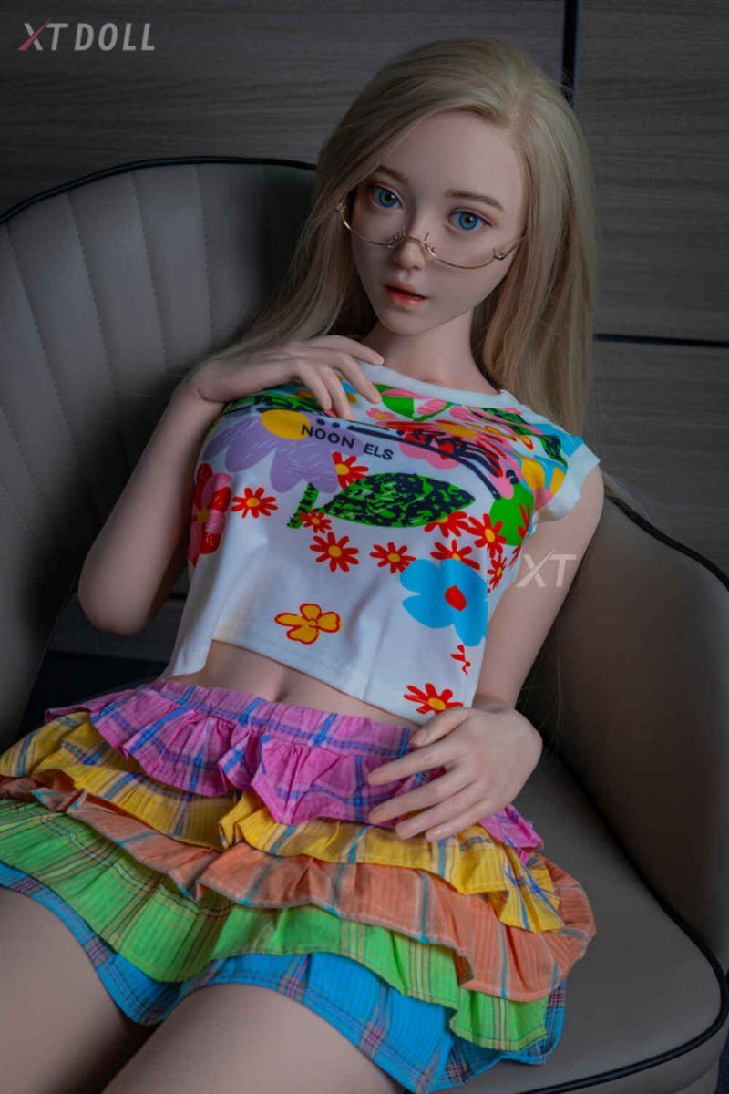 Picture of XT DOLL | 157cm/5ft2 D-cup Silicone Sex Doll – Lin