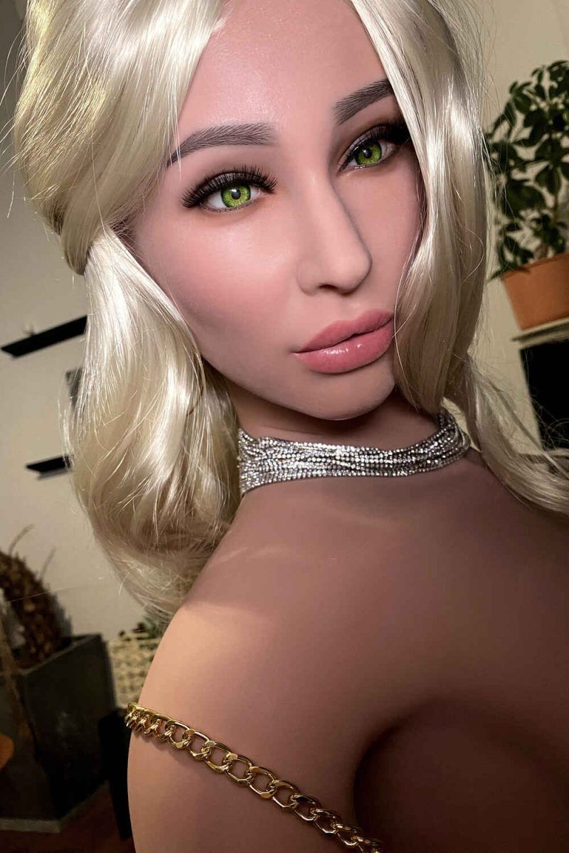 Picture of Climax Silicone Head Sex Doll 170cm/5ft7 G-cup Silicone Head Sex Doll – Lauren Evans