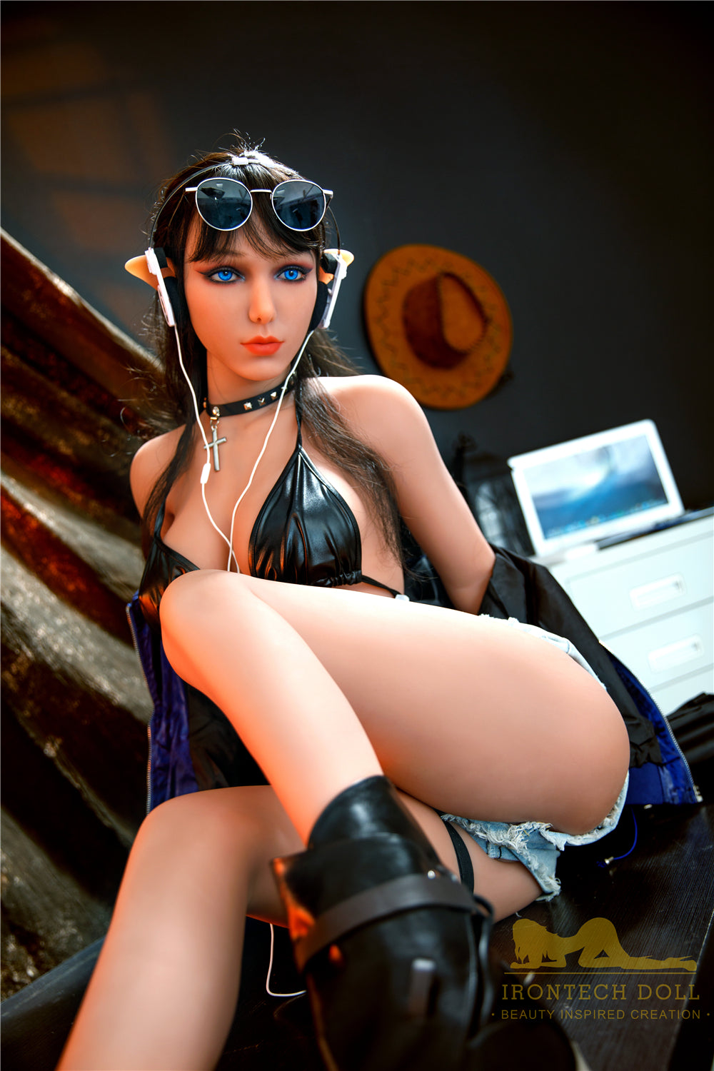 Picture of Irontech Tpe Doll Scarlet: Irontech Asian Sex Doll - ELF