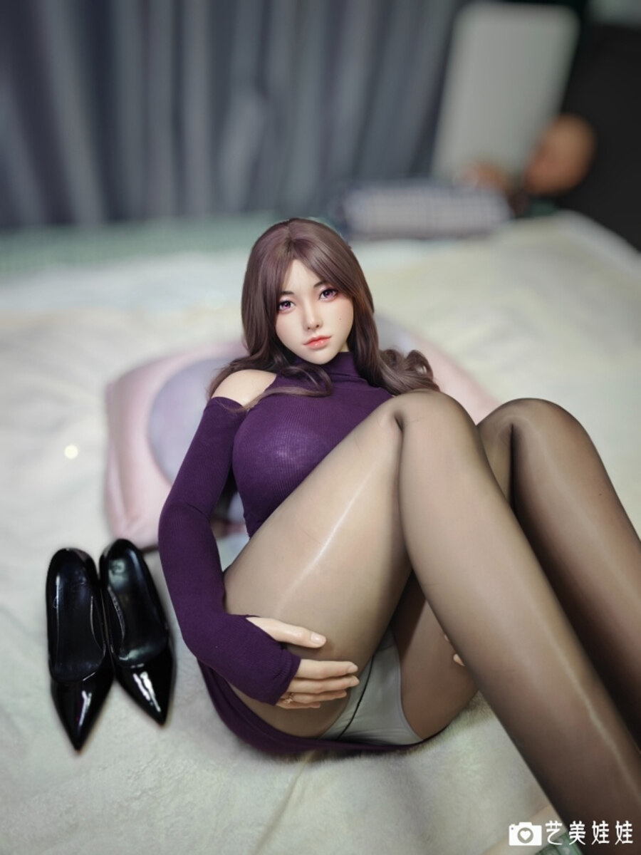 Picture of FUDOLL 162cm/5ft4 F-cup Female Silicone Sex Doll – Xiaobei