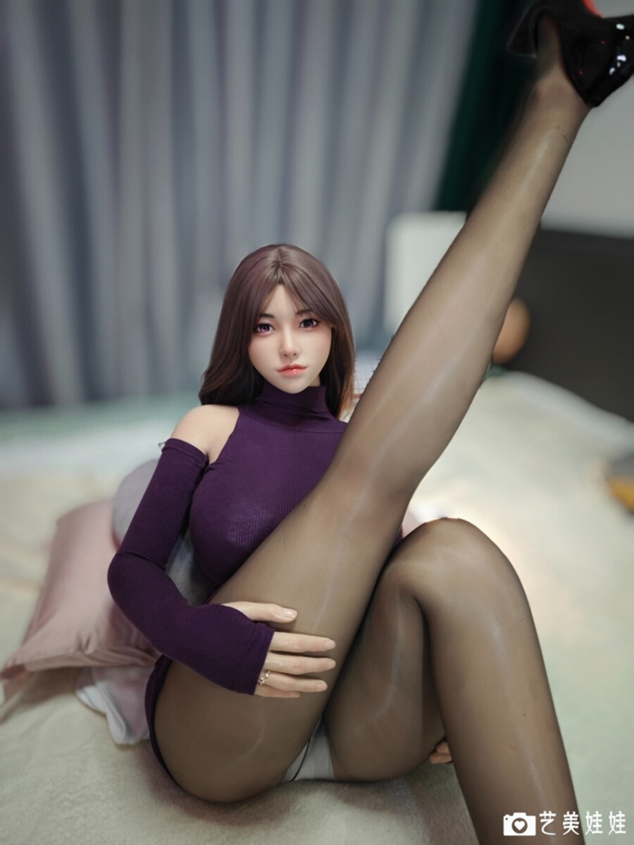 Picture of FUDOLL 162cm/5ft4 F-cup Female Silicone Sex Doll – Xiaobei