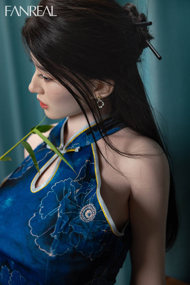 Picture of FanReal Silicone Sex Doll 170cm/5ft7 G-cup Silicone Sex Doll – Fei