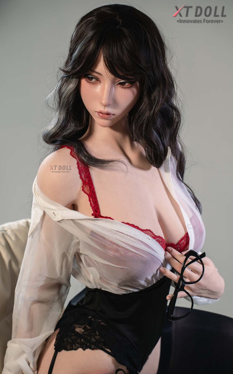 Picture of XT Doll 165cm/5ft5 E-cup Silicone Sex Doll – Lucy
