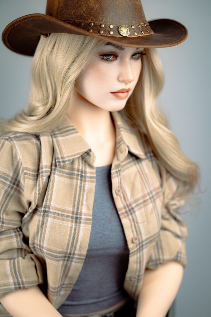 Picture of XNX Sino Doll 160cm/5ft3 B-cup Silicone Sex Doll – Mag Wallis