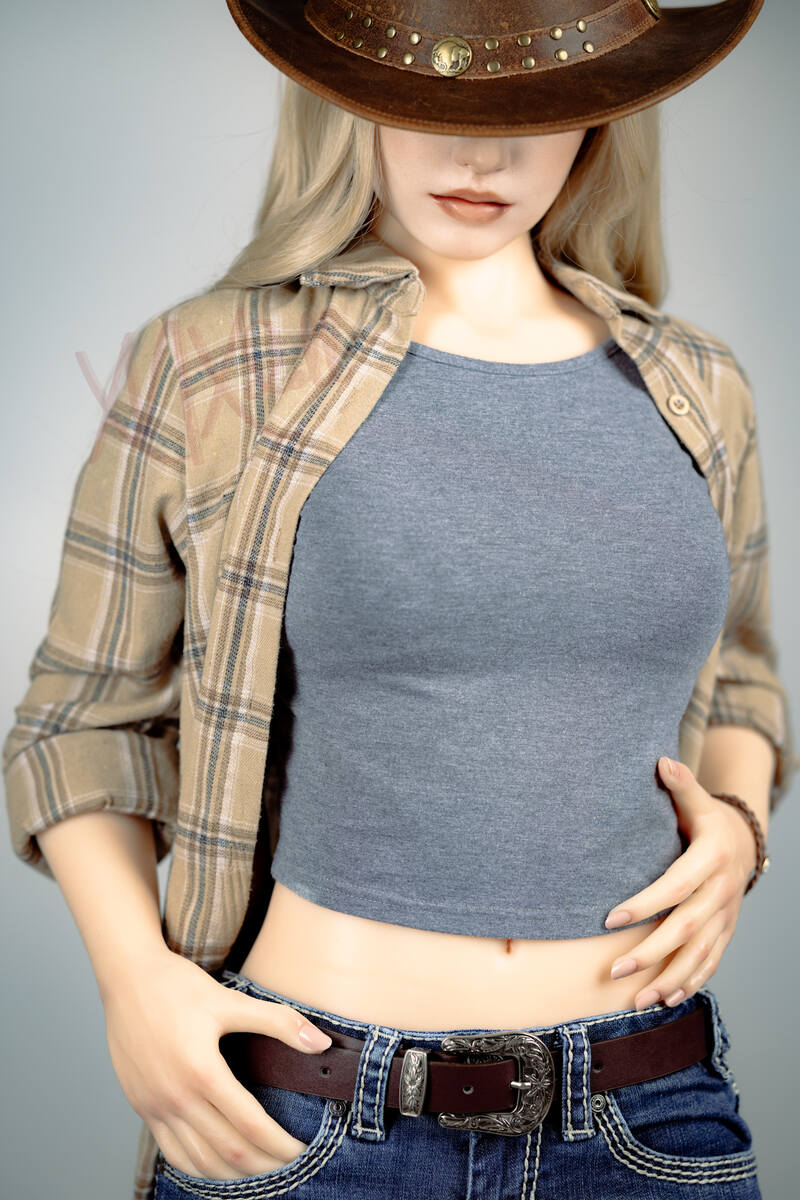 Picture of XNX Sino Doll 160cm/5ft3 B-cup Silicone Sex Doll – Mag Wallis