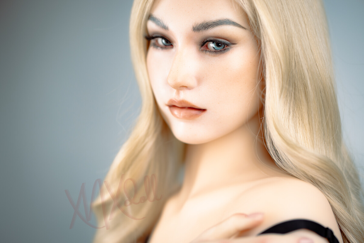 Picture of XNX Sino Doll 160cm/5ft3 B-cup Silicone Sex Doll – Mag Wallis