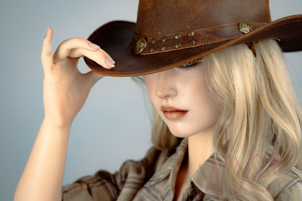 Picture of XNX Sino Doll 160cm/5ft3 B-cup Silicone Sex Doll – Mag Wallis