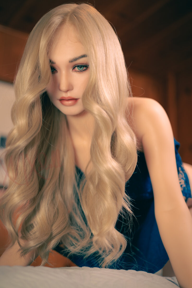 Picture of XNX Sino Doll 160cm/5ft3 B-cup Silicone Sex Doll – Gemma
