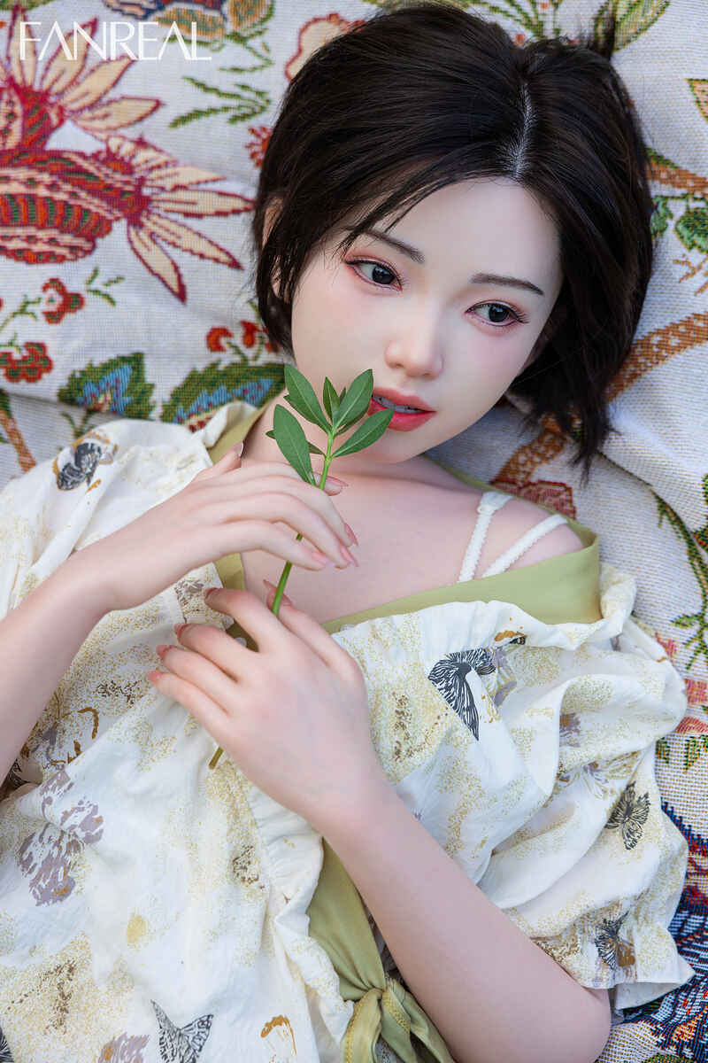 Picture of FanReal Silicone Sex Doll 153cm/5ft B-cup Silicone Sex Doll – Molly