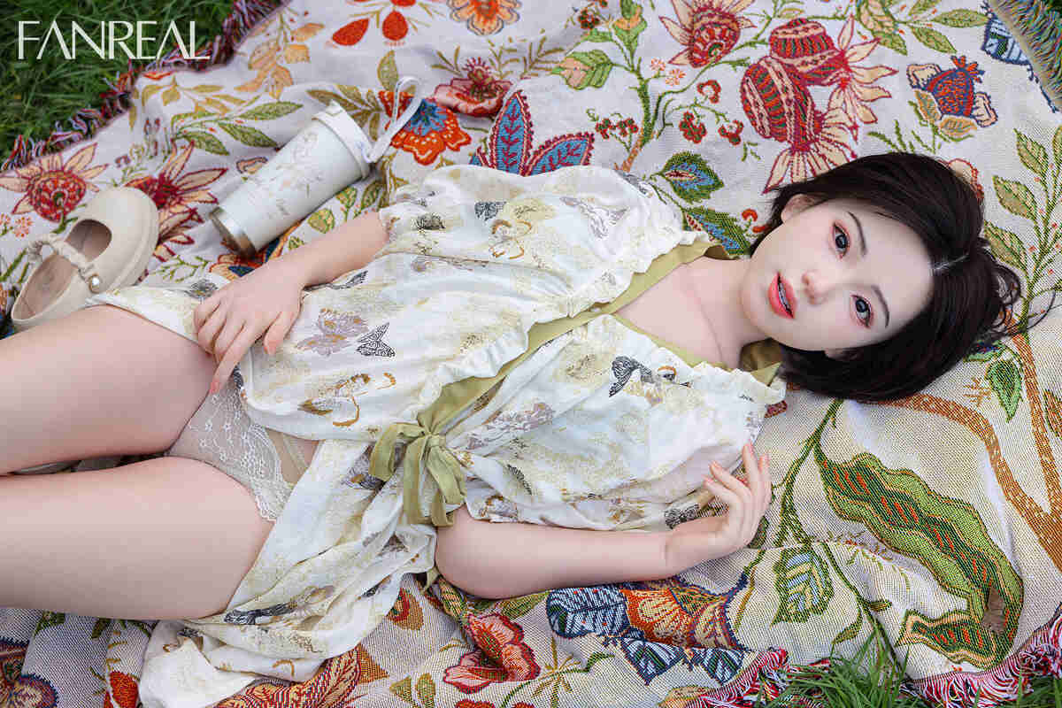 Picture of FanReal Silicone Sex Doll 153cm/5ft B-cup Silicone Sex Doll – Molly