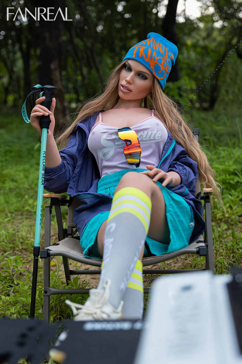 Picture of FanReal Silicone Sex Doll (Real Skin Texture Version) 155cm/5ft1 F-cup Silicone Sex Doll – Kelly
