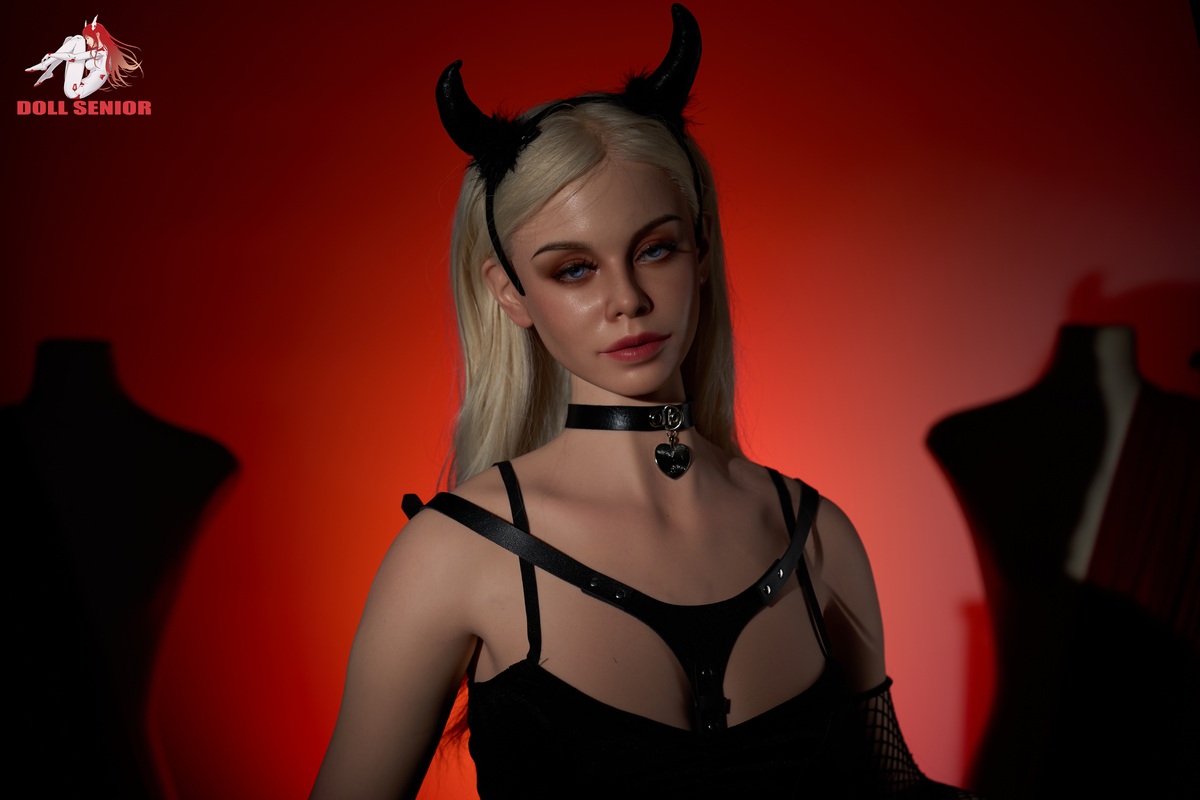 Picture of Doll Senior Silicone Sex Doll 160cm/5ft3 F-cup Silicone Sex Doll – Alice