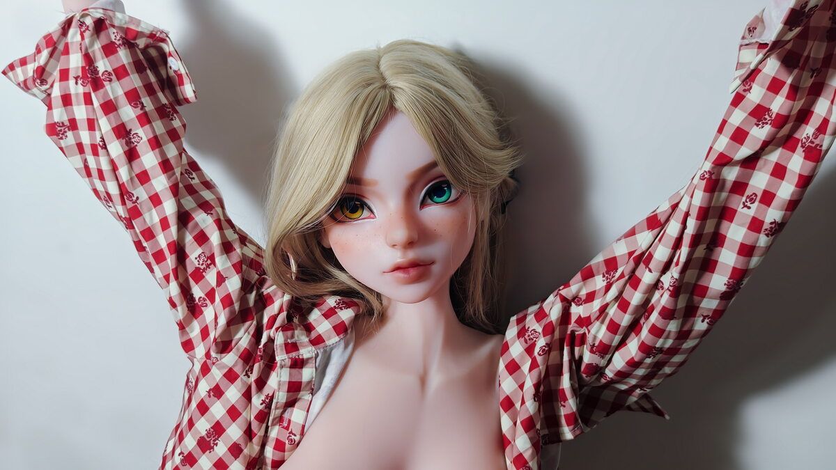 Picture of 148cm/4ft10 Silicone Sex Doll – Jennifer Eden