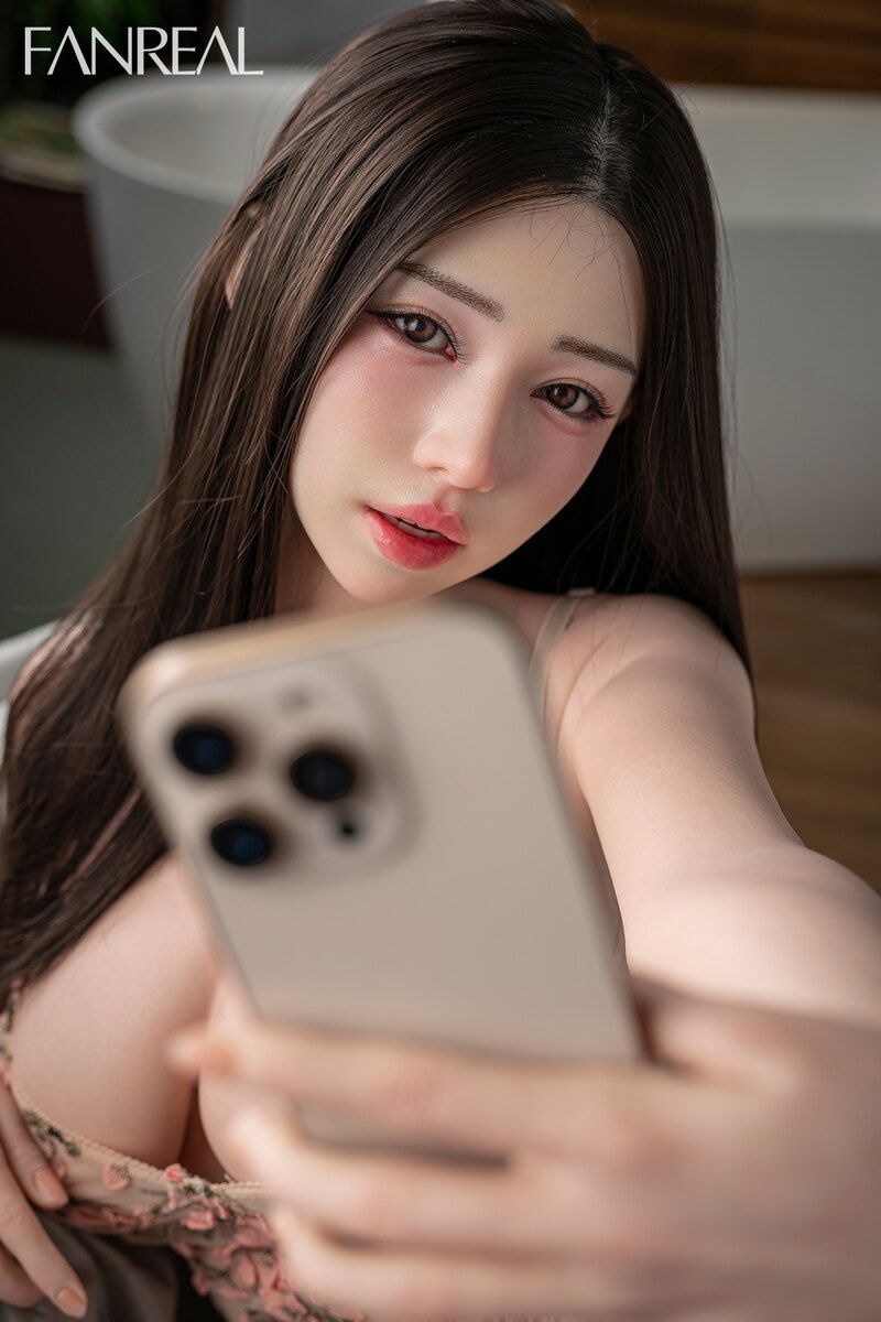 Picture of FanReal Doll 5ft1/155 cm F-cup Silicone Sex Doll - Nora (Real Skin Texture Version)