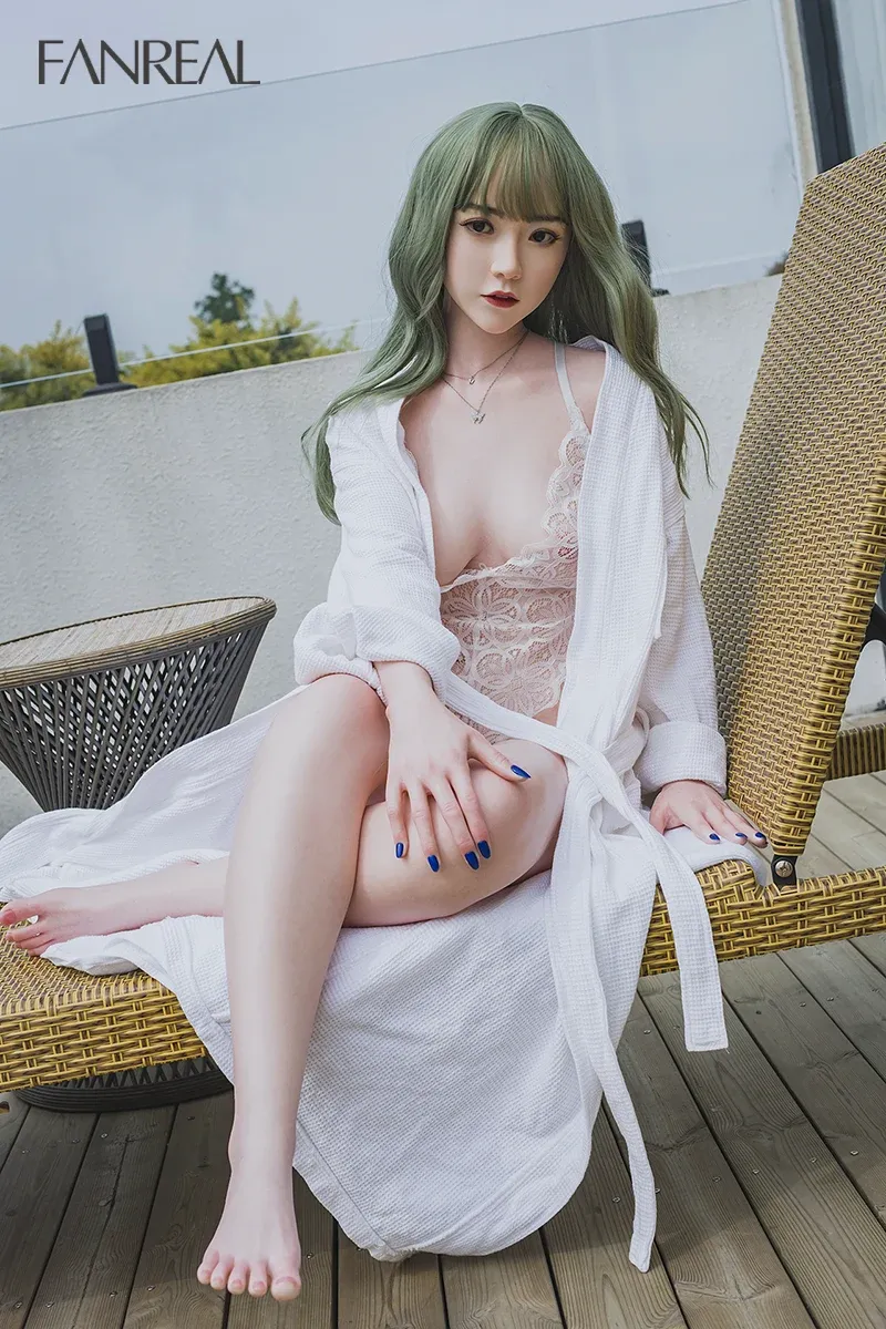 Picture of FanReal 158cm/5ft2 B-cup Silicone Sex Doll - Qian