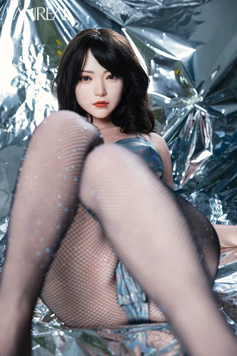 Picture of FanReal Doll 162cm/5ft4 C-cup Silicone Sex Doll - Xue