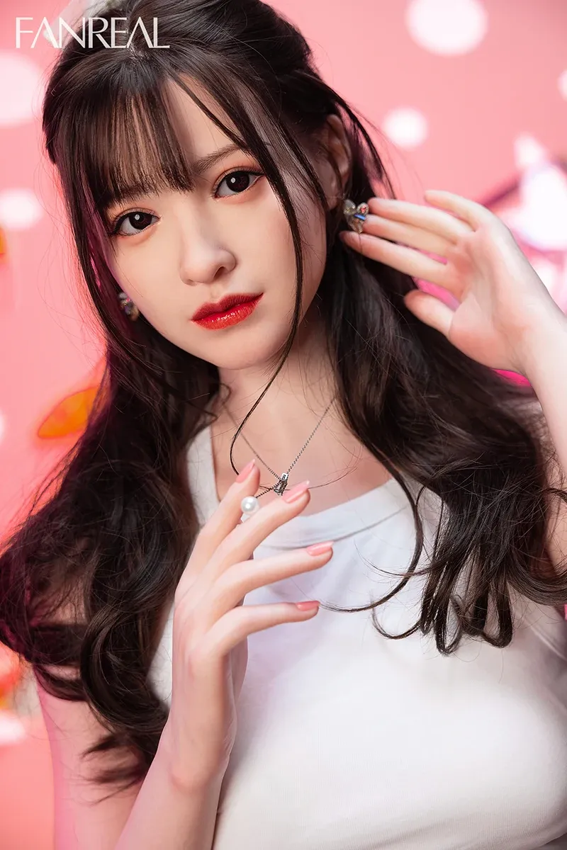 Picture of FanReal 163cm/5ft4 C-cup Silicone Sex Doll - Josie