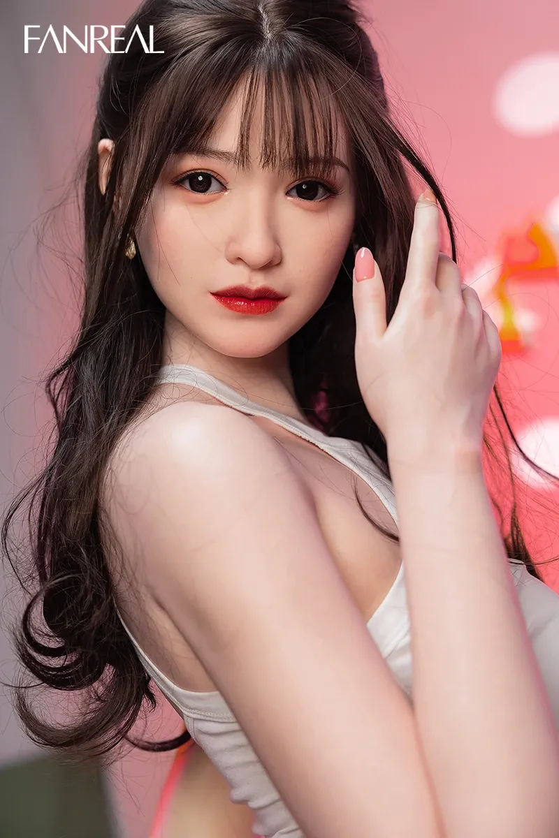 Picture of FanReal 163cm/5ft4 C-cup Silicone Sex Doll - Josie