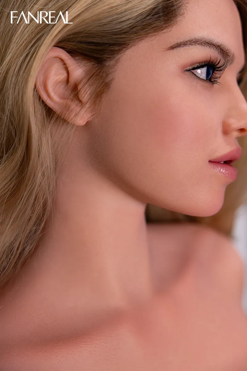 Picture of UniSeries Fanreal Doll 170cm/5ft7 G-cup Silicone Sex Doll – Maria