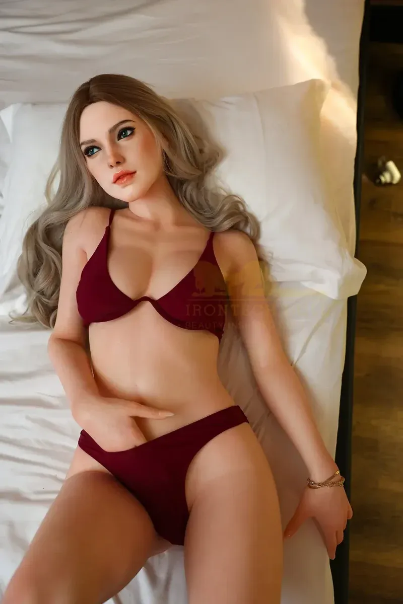 Picture of Irontech Silicone Sex Doll 163cm/5ft4 S46 Heidi