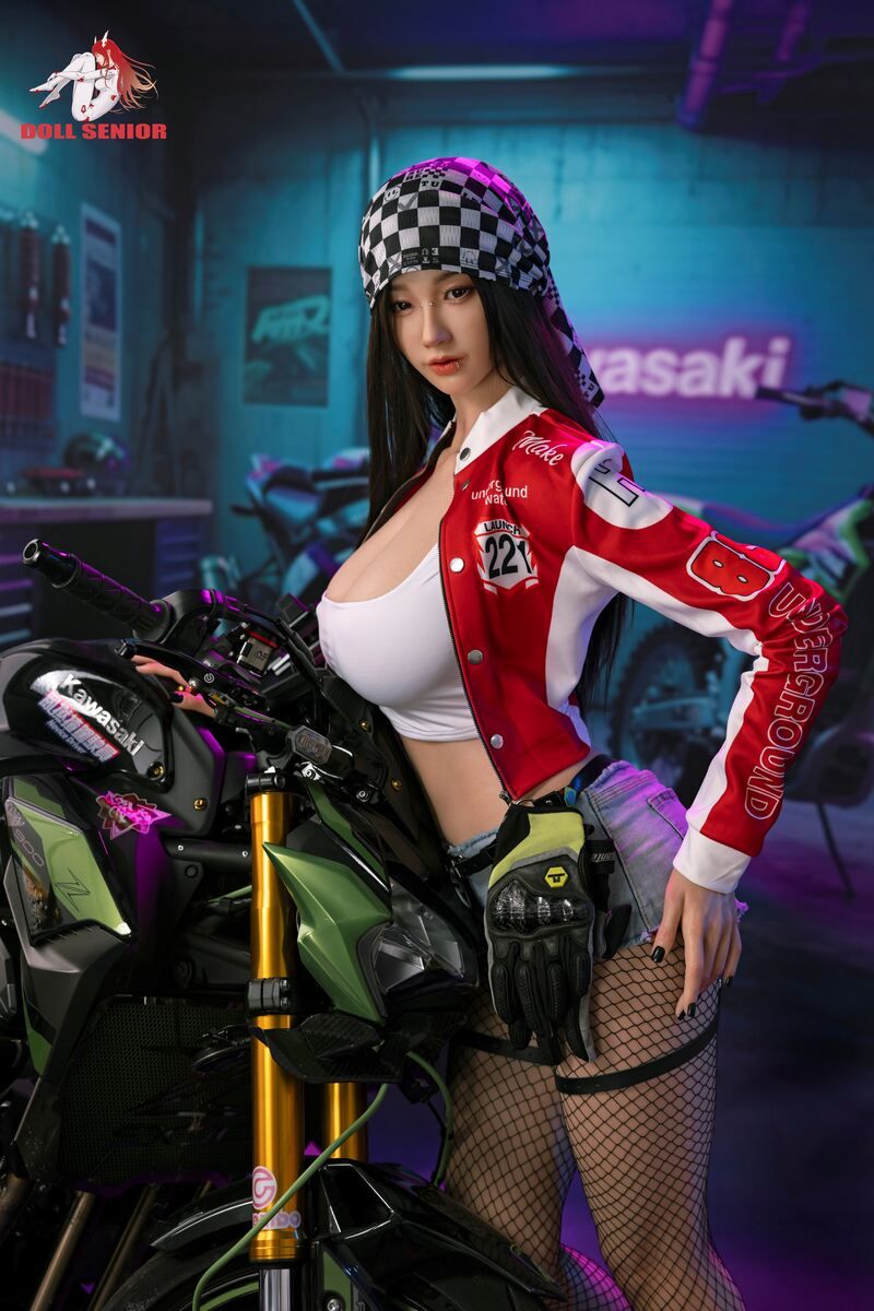 Picture of Doll Senior 170cm/5ft7 G-cup Silicone Sex Doll – Wuxue (Real Skin Texture Version)