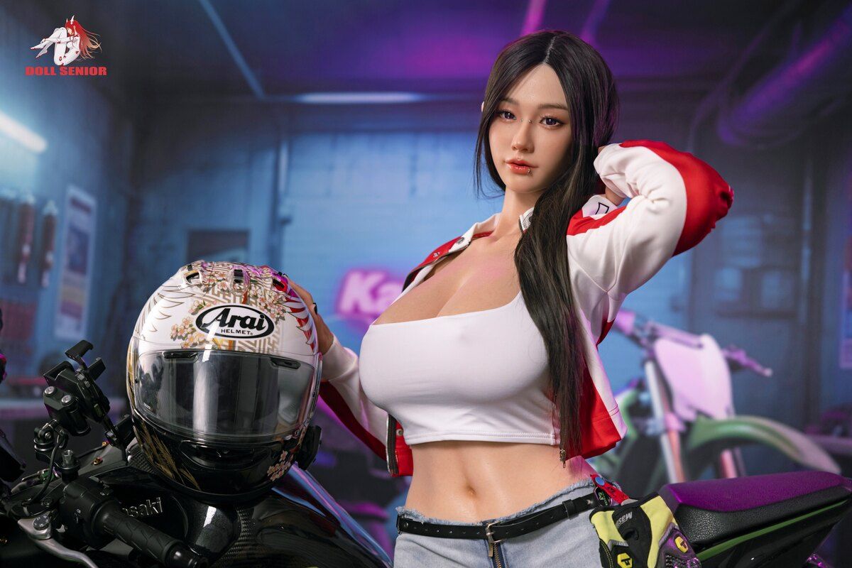Picture of Doll Senior 170cm/5ft7 G-cup Silicone Sex Doll – Wuxue (Real Skin Texture Version)