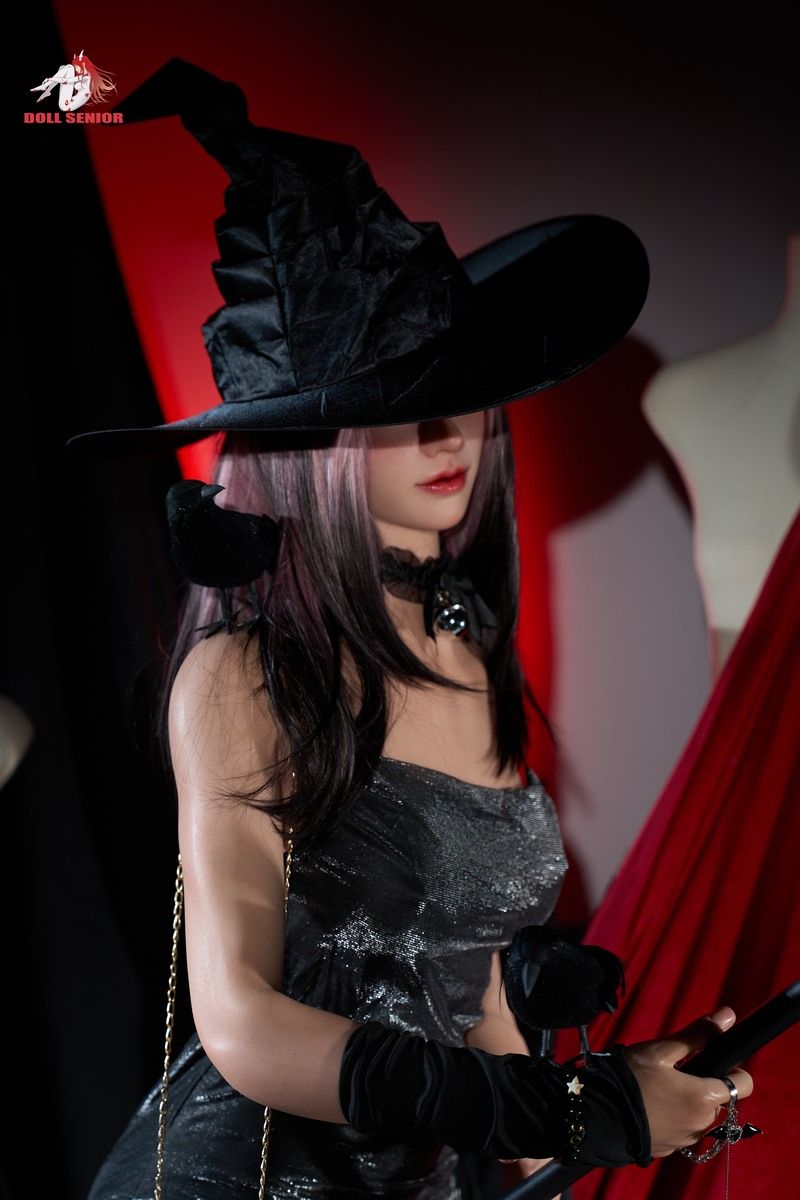 Picture of Doll Senior 165cm/5ft5 B-cup Silicone Sex Doll – Wuxue (Real Skin Texture Version)