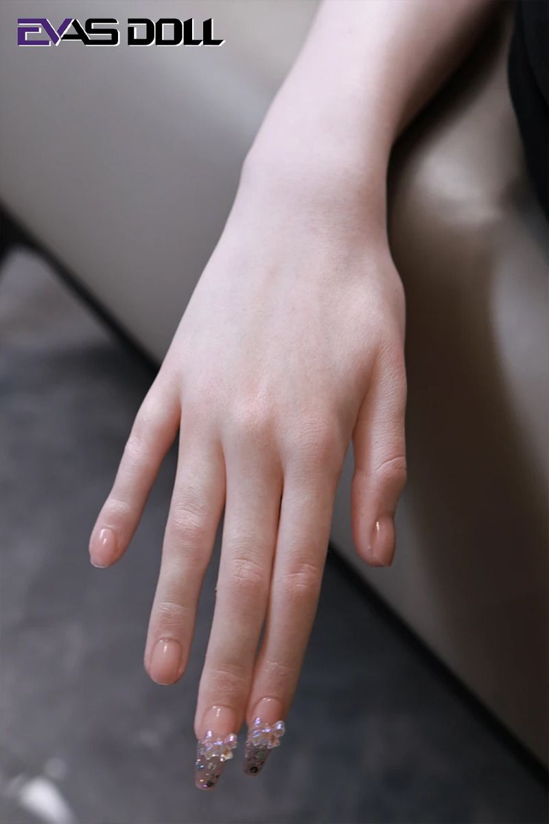 Picture of EvasDoll Yi Xinyue - 165cm/5ft5 D-cup Silicone Sex Doll