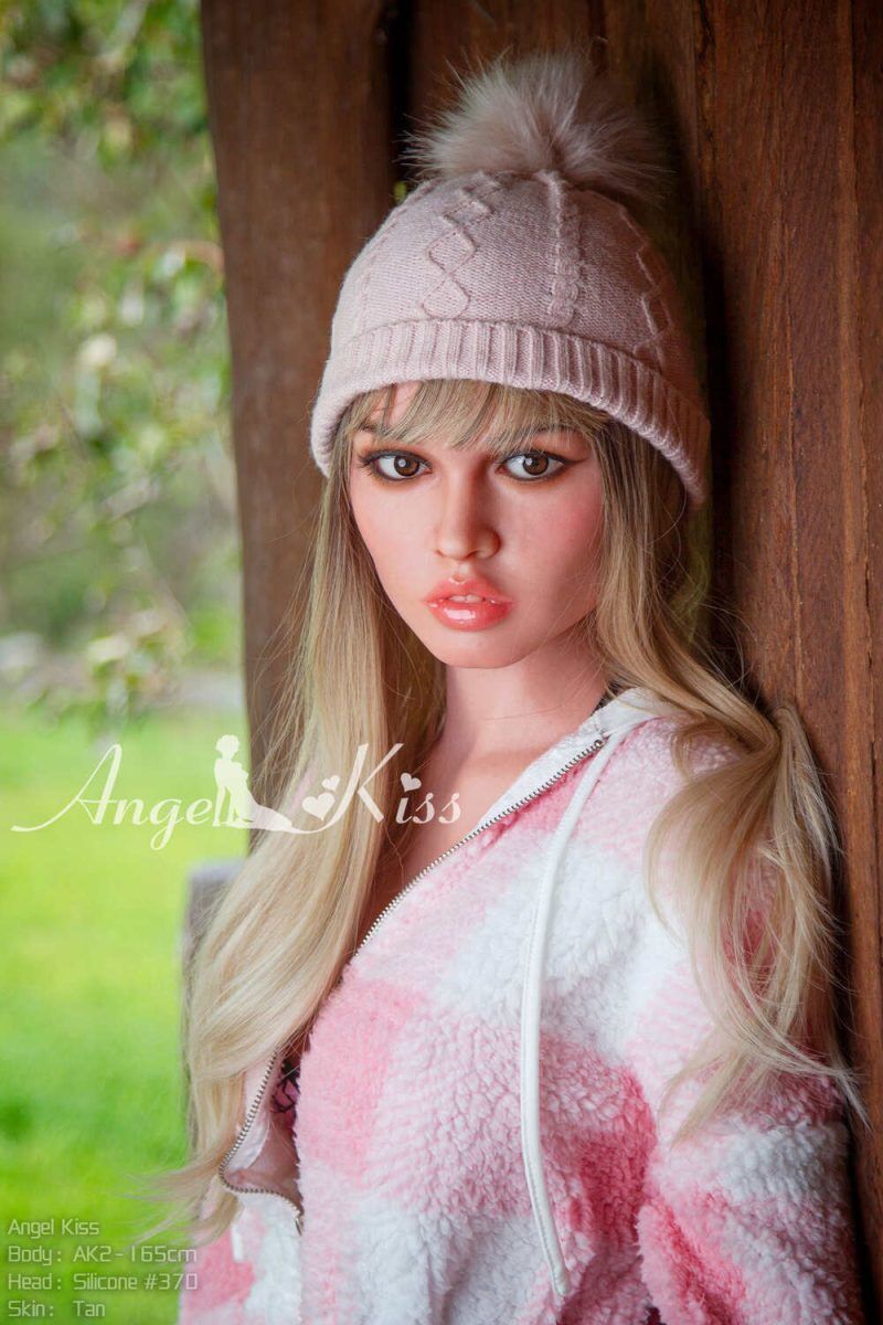 Picture of Angelkiss 165cm/5ft5 D-cup Silicone Sex Doll – Sylvia Aldridge
