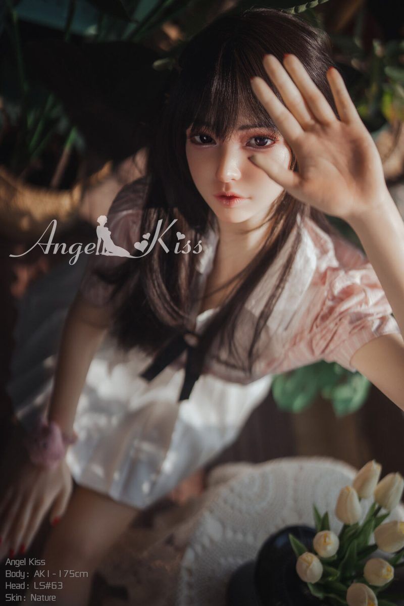 Picture of Angelkiss 175cm/5ft9 D-cup Silicone Sex Doll – Susie Pearson