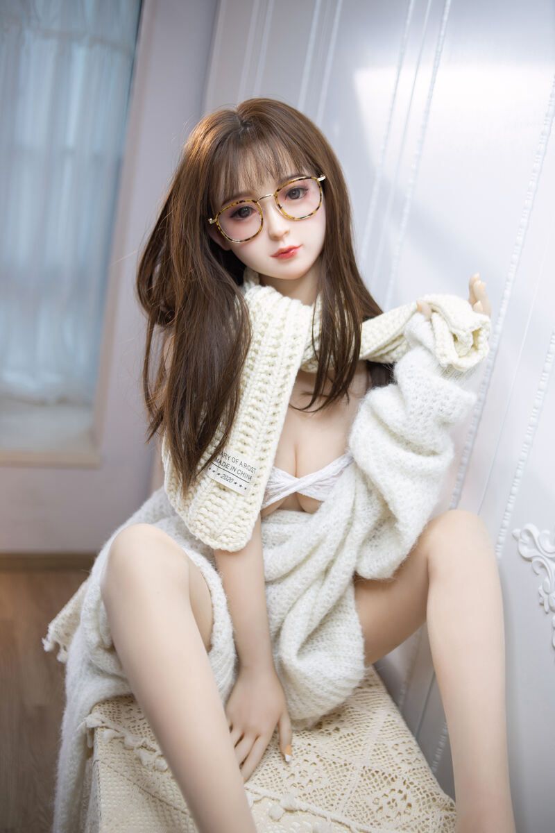 Picture of 148cm/4ft10 B-cup Silicone Head Sex Doll – Cleo