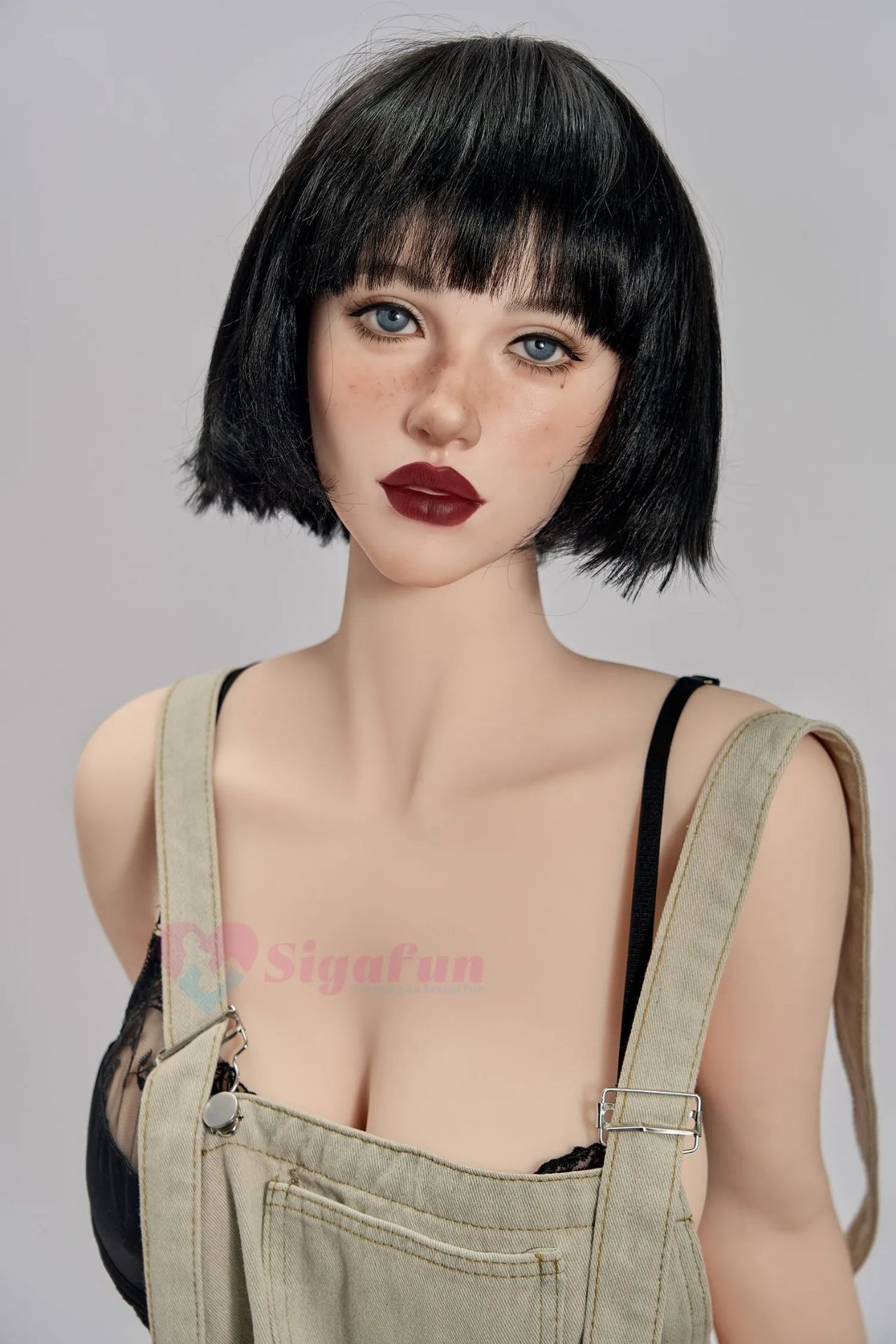 Picture of 164CM AI Love Doll Cecily Freedom Loving Artist [In Stock | US Only]