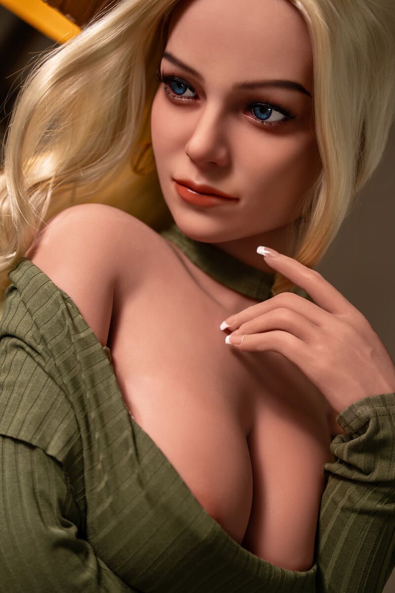 Picture of 166cm/5ft5 H-cup TPE Sex Doll – Amy Byron