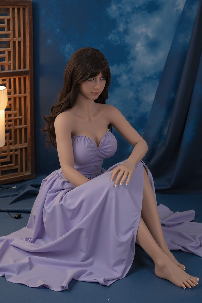 Picture of 153cm/5ft H-cup TPE Sex Doll – Sienna