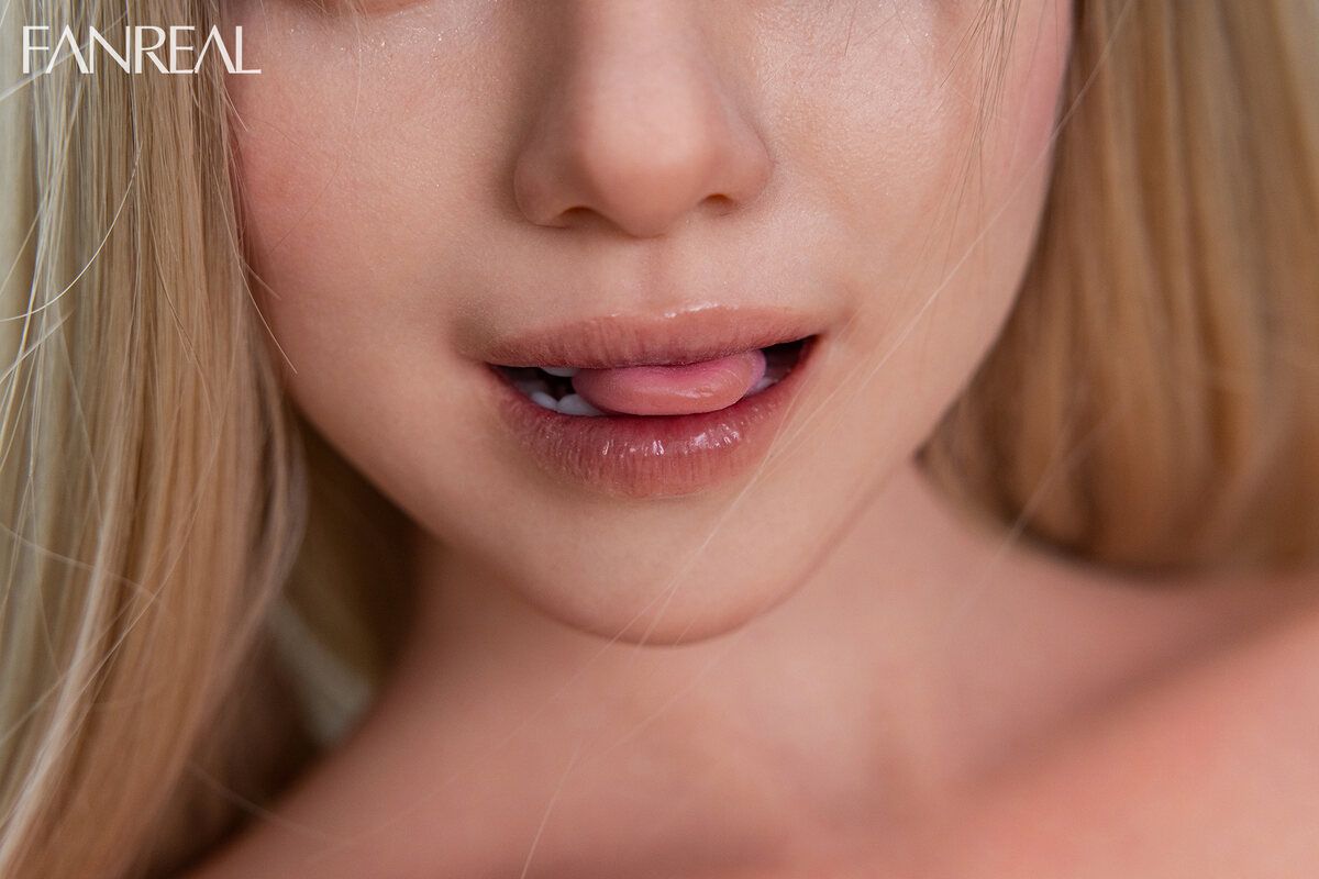 Picture of FanReal Doll T109cm/3ft7 F-cup Silicone Sex Doll Torso – Maria [In Stock | EU Only]