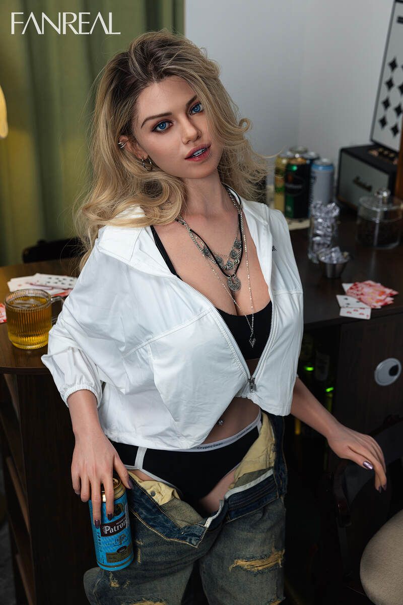 Picture of FanReal Doll 168cm/5ft6 F-cup Silicone Sex Doll – Maria [In Stock | EU Only]