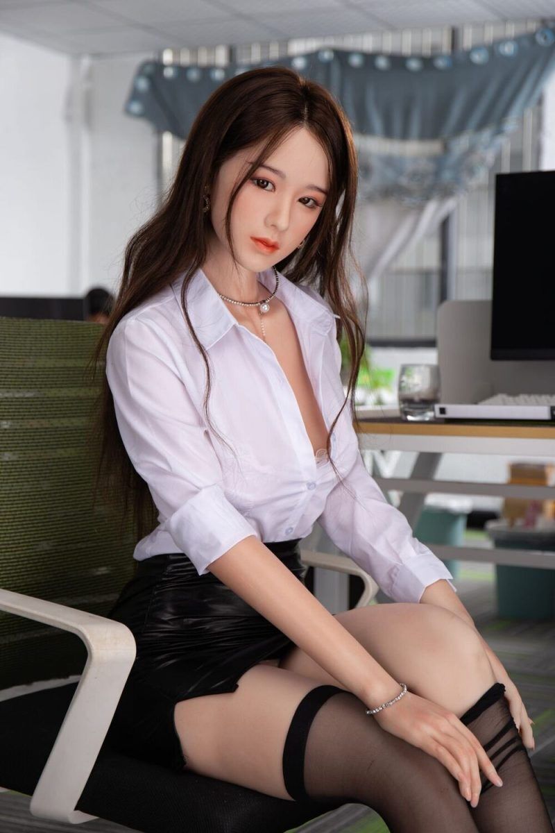 Picture of JXDOLL 170cm/5ft7 D-cup Silicone Head Sex Doll – Ayami [In Stock | US Only]