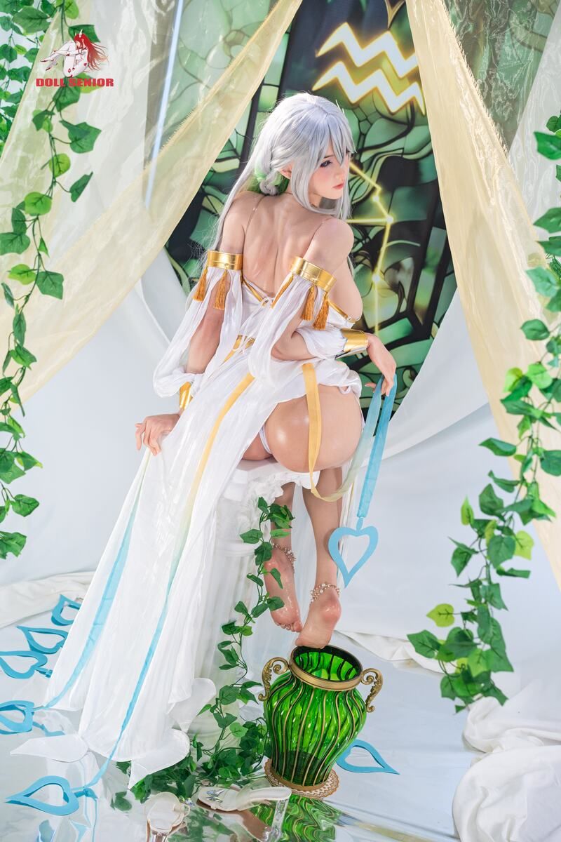 Picture of Doll Senior 175cm/5ft9 G-cup Silicone Sex Doll – Aquarius (Real Skin Texture Version)