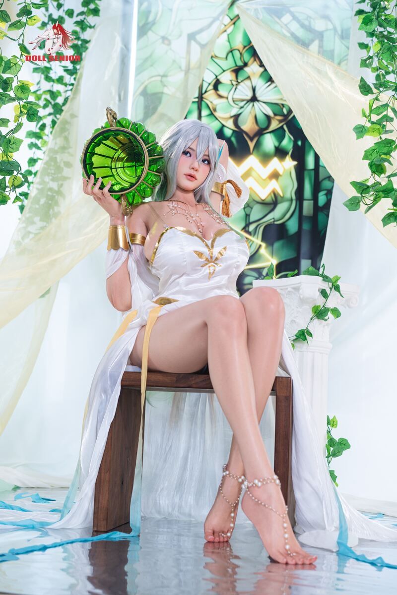 Picture of Doll Senior 175cm/5ft9 G-cup Silicone Sex Doll – Aquarius (Real Skin Texture Version)