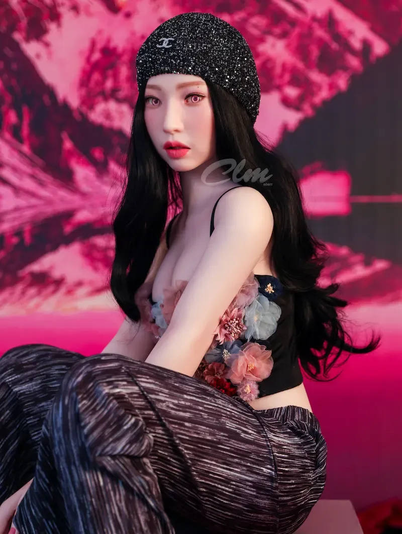 Picture of Climax Doll Ultra-Realistic Silicone Sex Doll SiW160cm Janice