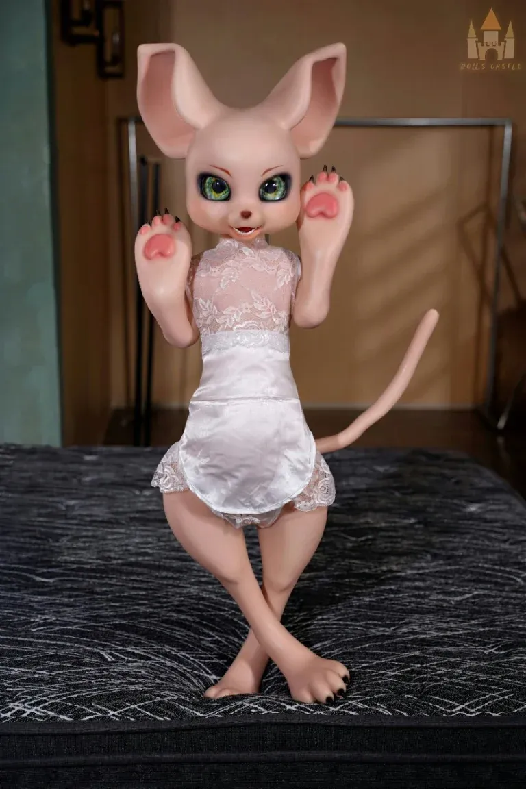Picture of Dolls Castle 100CM SZ17 Fur Fapdolls Cream Mouse Silicone Doll